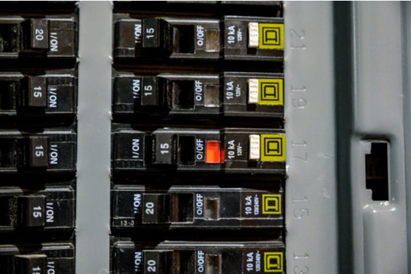 pressure washer trips circuit breaker