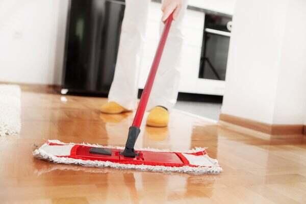 Homemade floor cleaners